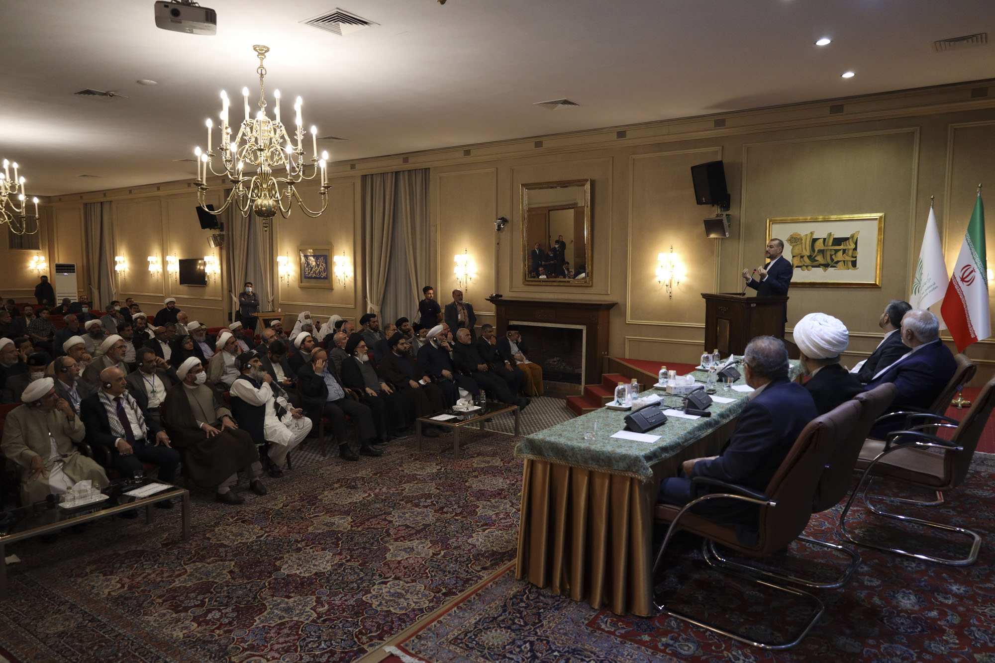 نشست وزیر امور خارجه جمهوری اسلامی ایران با مهمانان سی وششمین کنفرانس بین المللی وحدت اسلامی